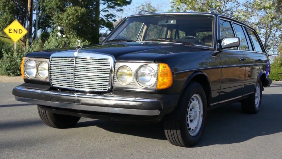 W123 дизель. Mercedes w123 300 td. Мерседес 300 td 1981. Мерседес 81. Мерс 81 года.