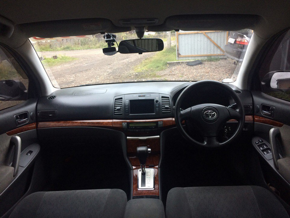 Toyota allion 2002 салон. Toyota allion 2004 салон. Алион салон. Toyota allion 2003 салон. Тойота аллион 240 салон.