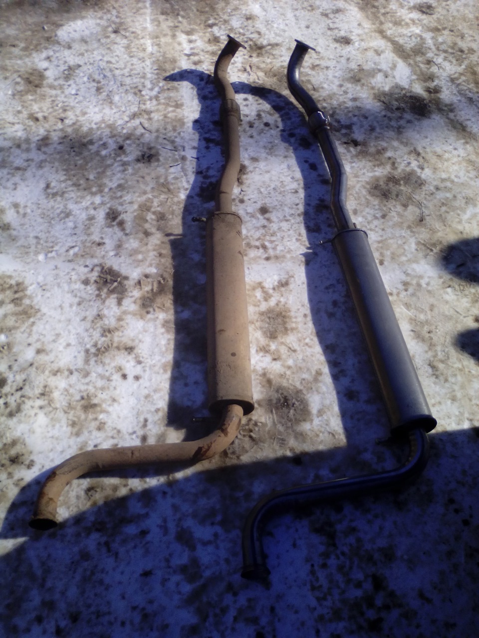 прогорел и лопнул резонатор — Lada Приора хэтчбек, 1,6 л, 2008 года ...