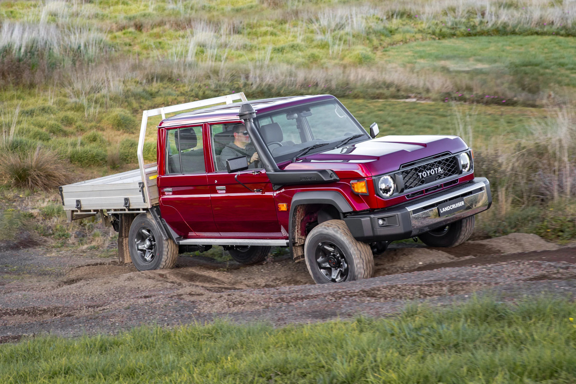 Toyota Land Cruiser 70 зеркало