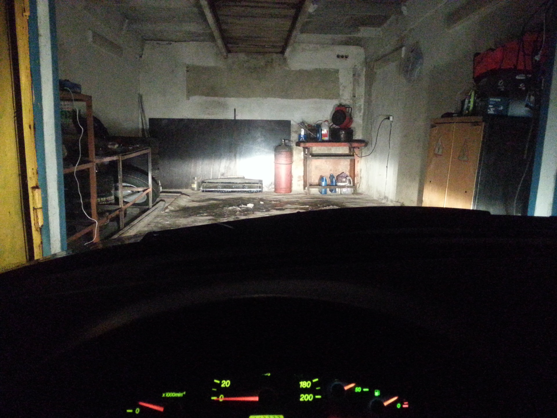 Новые лампы в ближний osram cool blue intense — Lada Приора хэтчбек, 1 ...