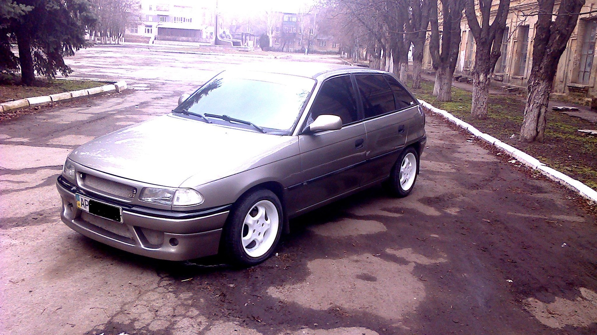 Opel astra f 1.7. Opel Astra 1996 универсал. Opel Astra f 1996 диски. Opel Astra f Toy 1996. Опель Хачибек машина.