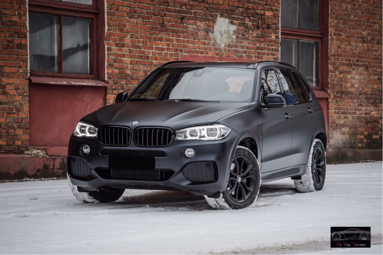 BMW x5 серый