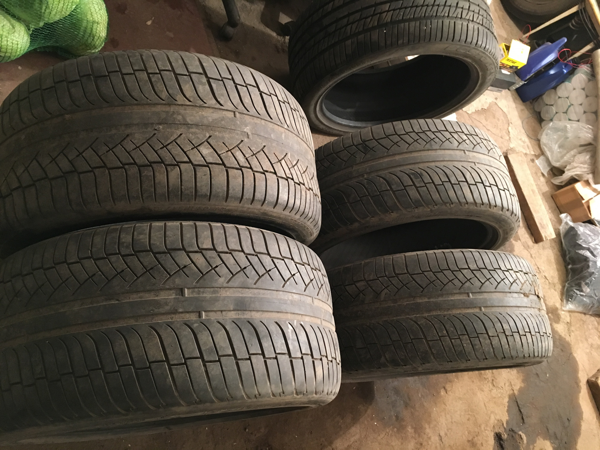 Продам шины Michelin Latitude R20 разноширокие — BMW X5 (E53), 3 л ...