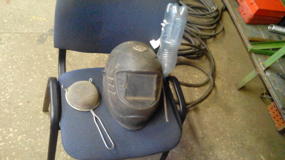 Пескоструй на коленке! — Mazda 929 II, 2,2 л, 1985 года | кузовной ...