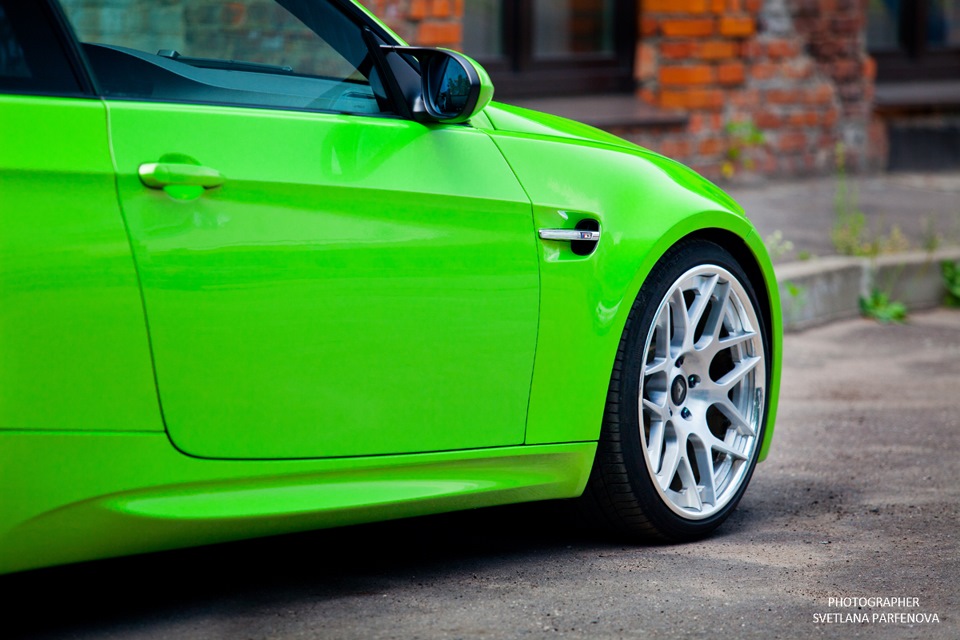 Apple Green Matte Metallic Avery