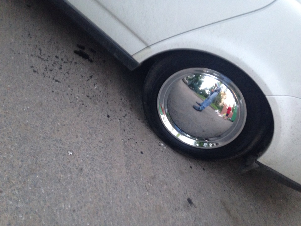 Колпаки r16 baby moon матовые. Polo sedan ретро колпаки. Приора baby moon. Бэби мун. Колпаки baby moon r16.