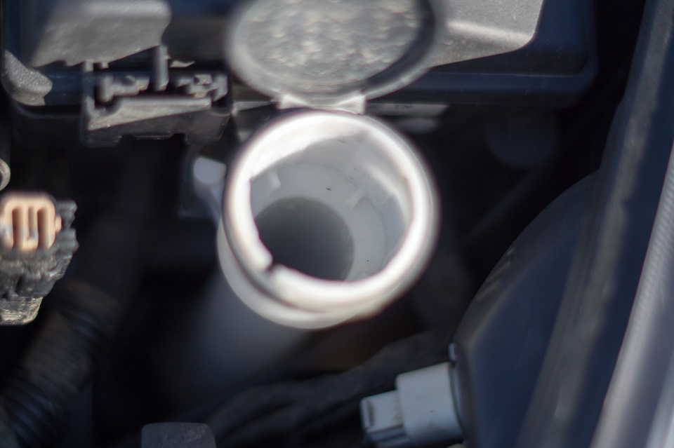 Фильтр бачка омывайки. — Chevrolet Cruze (1G), 1,6 л, 2012 года ...