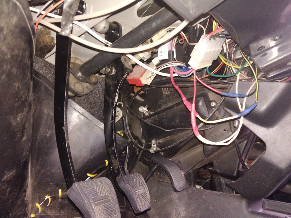 Спасённый от вандализма замок зажигания — Lada 21099