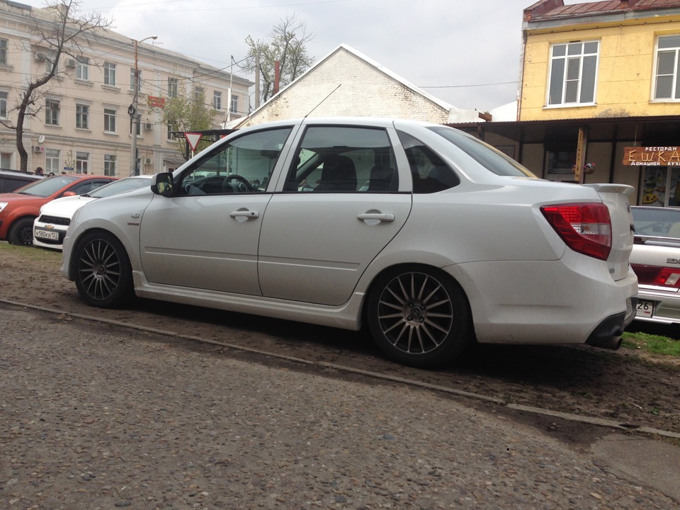 Lada Granta заниженная