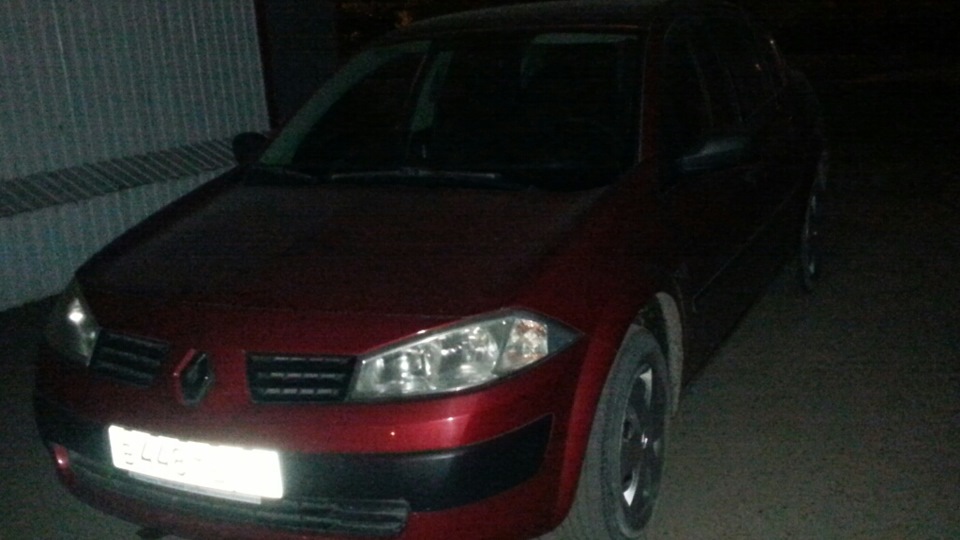горит лампочка из за водительской подушки. — Renault Megane II, 1,4 л ...