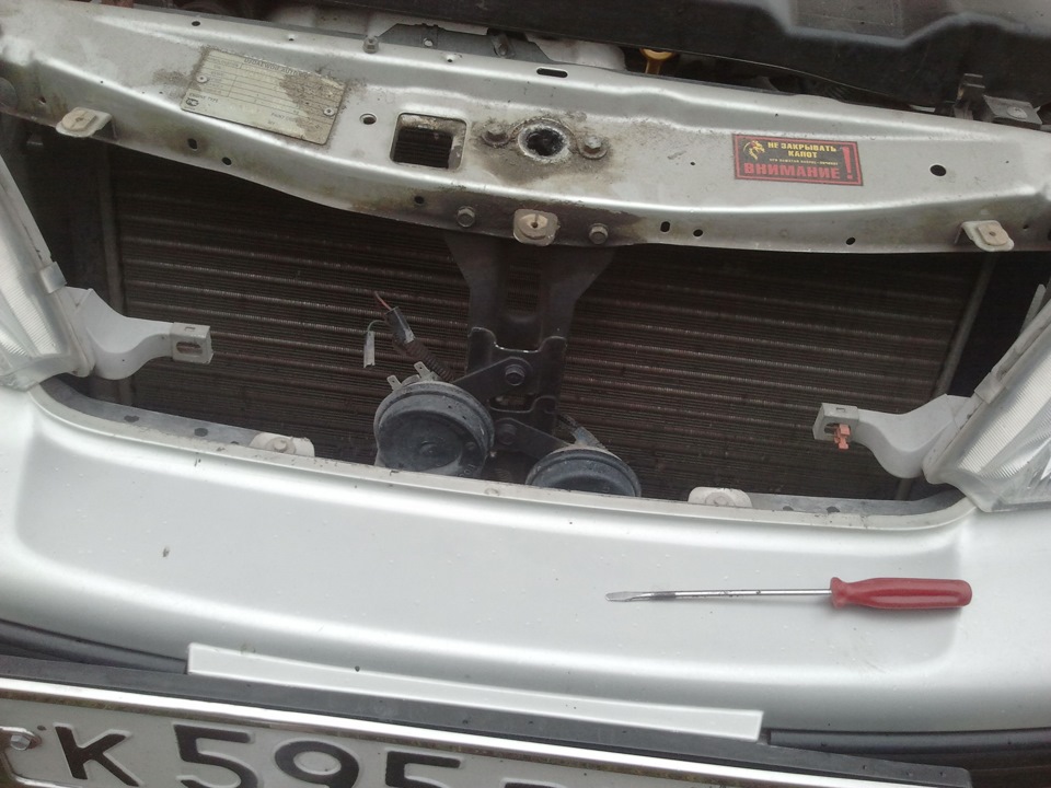 Поставил дудку с компрессором.+ новая наклейка. — Daewoo Nexia, 1,5 л ...