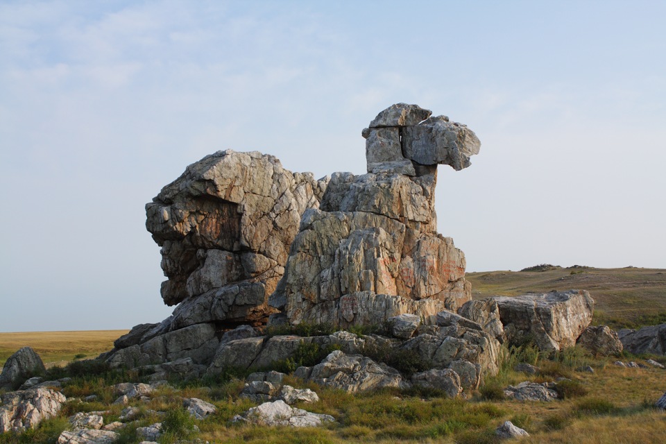 Скалы Зюраткульские столбы