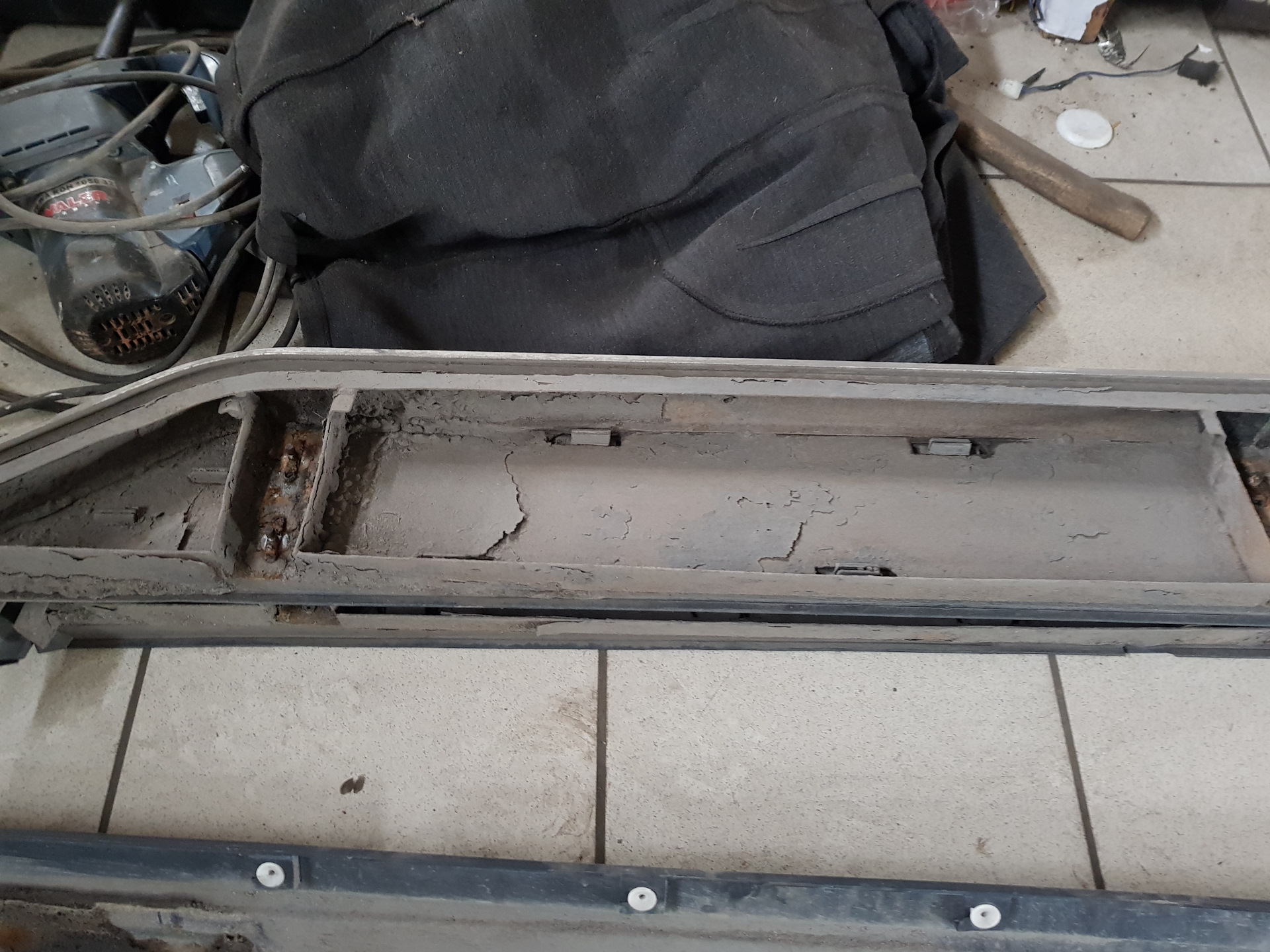Замена штатных порогов. — Land Rover Discovery IV, 3,6 л, 2012 года ...