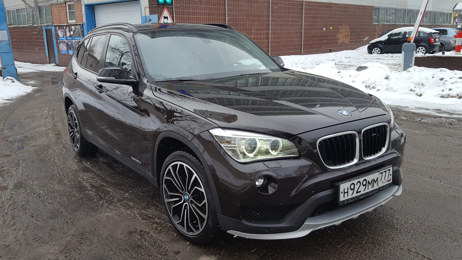 Бмв х1 е84. БМВ х1 е84 Рестайлинг. БМВ х1 Рестайлинг 2012. BMW x1 e84 Рестайлинг.