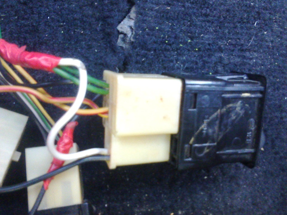 Замена ДМРВ+кнопка габаритов 2108 — Lada 21070, 1,5 л, 2004 года ...