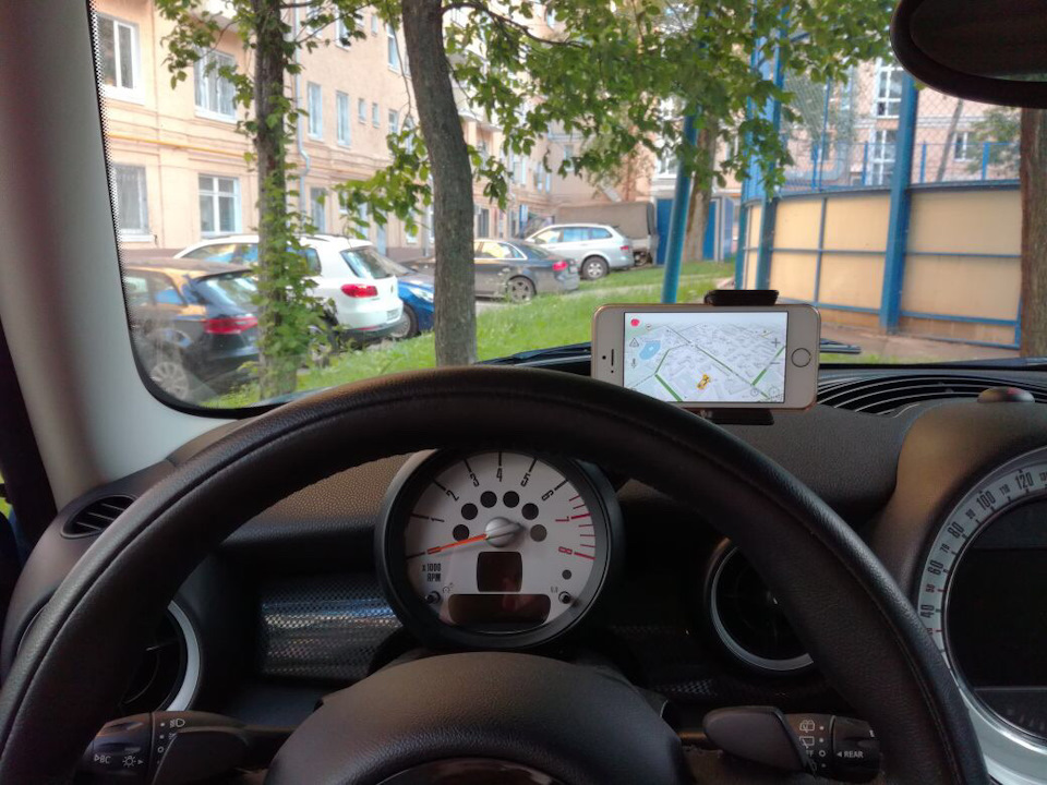 Держатель телефона — MINI Cooper S Mk II, 1,6 л, 2010 года | аксессуары ...