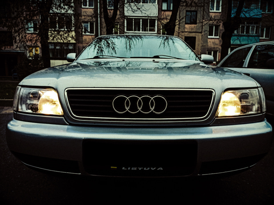 Заклинило стеклоподъёмник — Audi A6 (C4), 2,5 л, 1996 года | поломка ...