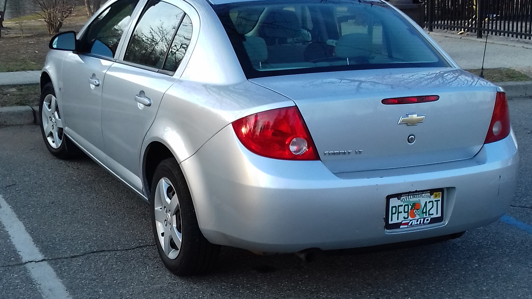 Chevrolet Cobalt антикрыло