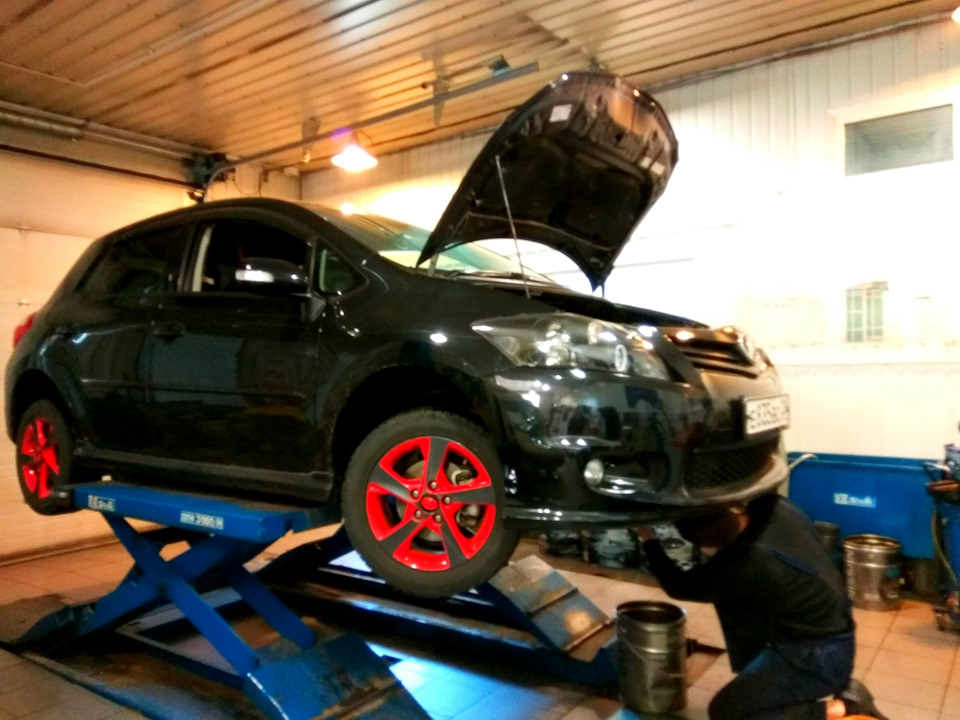 Замена масла в вариатор. — Toyota Auris (1G), 1,8 л, 2010 года ...