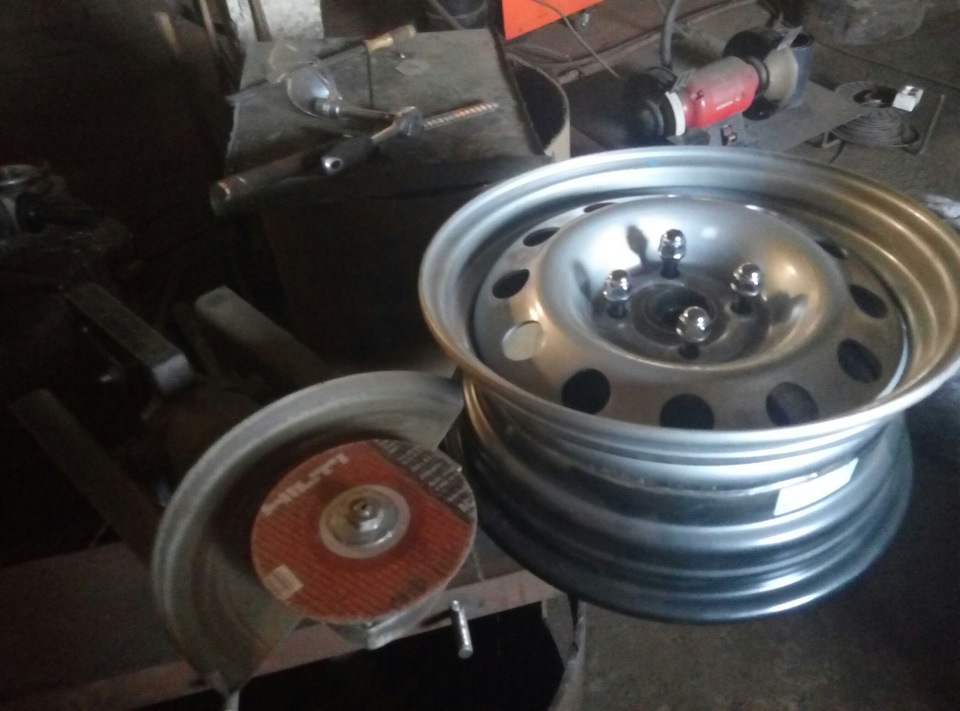 И снова разварки — Toyota bB (NCP30), 1,5 л, 2001 года | колёсные диски ...