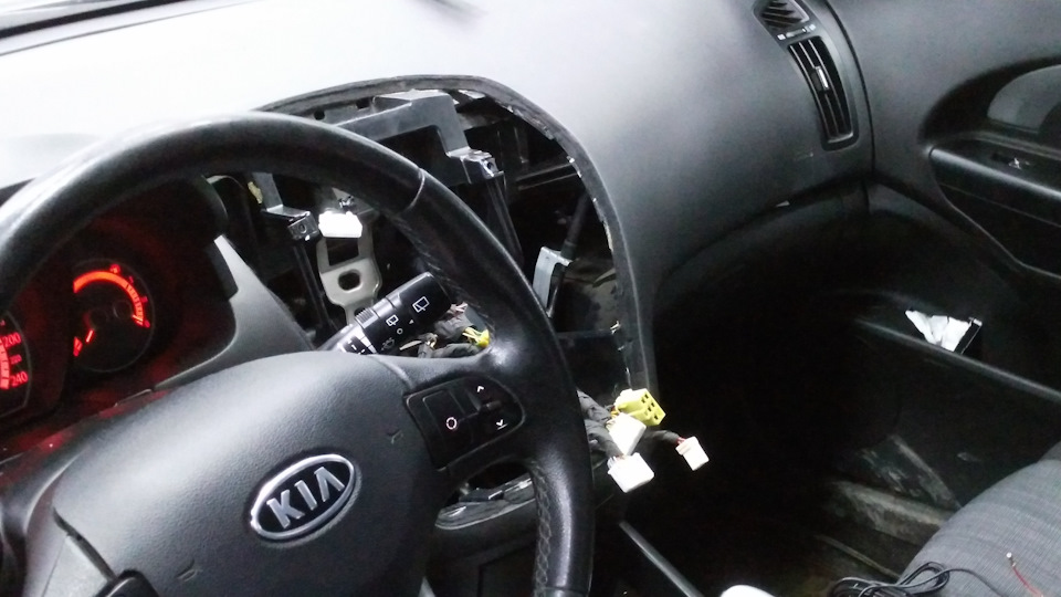 Фото в бортжурнале KIA Ceed (1G)