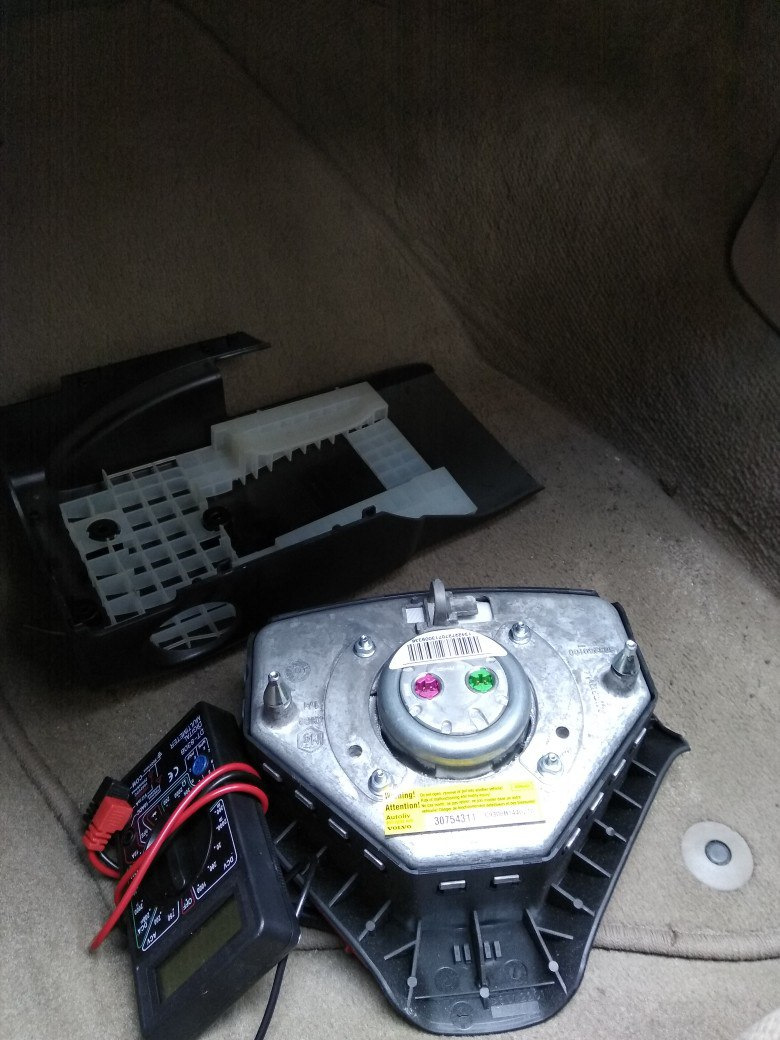 Фото в бортжурнале Volvo S60 (1G)