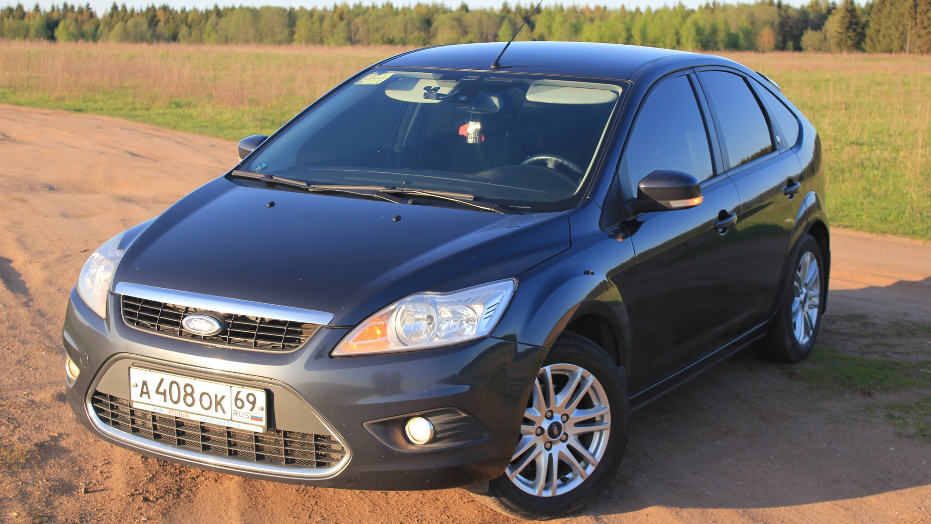 Фокус 2 рестайлинг 2008. Ford Focus 2 2008. Ford Focus 2008 хэтчбек. Ford Focus 2008 1.6. Форд 2 2008 хэтчбек.