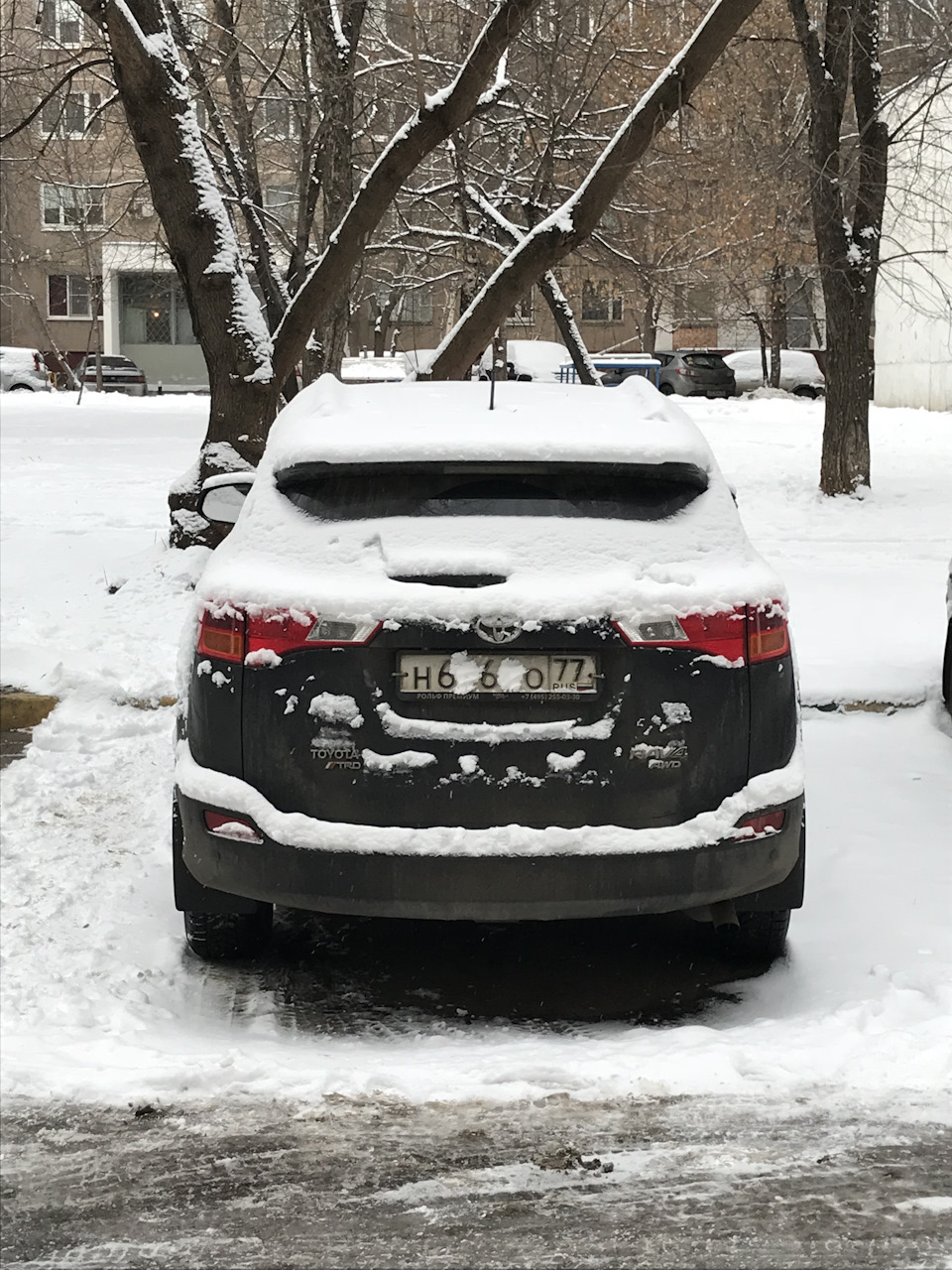 Снег — Toyota RAV4 (IV), 2,5 л, 2013 года | фотография | DRIVE2