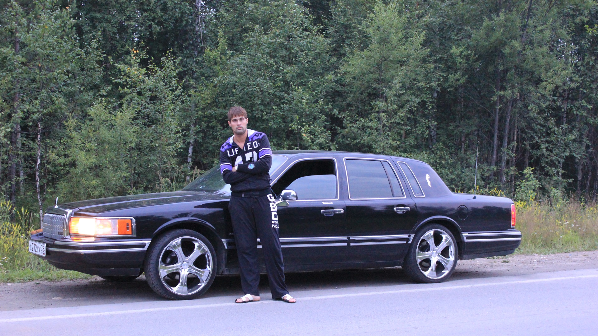 Lincoln Town Car II 4.6 бензиновый 1993 | GANSTA на DRIVE2