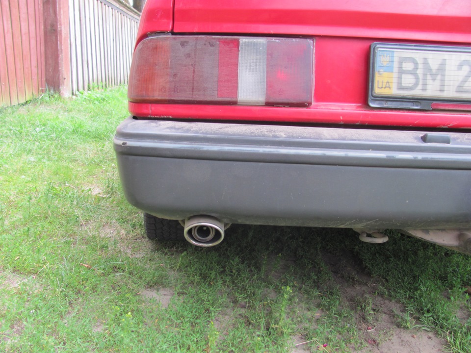 Насадка на глушитель — Ford Sierra, 2 л, 1986 года | стайлинг | DRIVE2