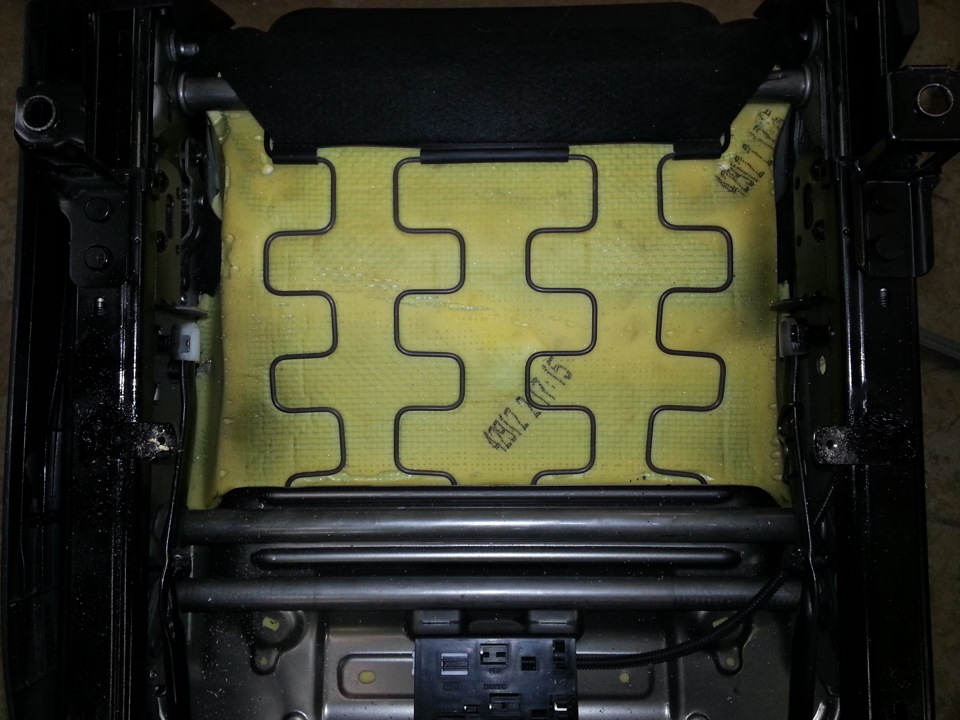 Установка усилителя под сиденье — KIA Sportage (3G), 2 л, 2012 года ...