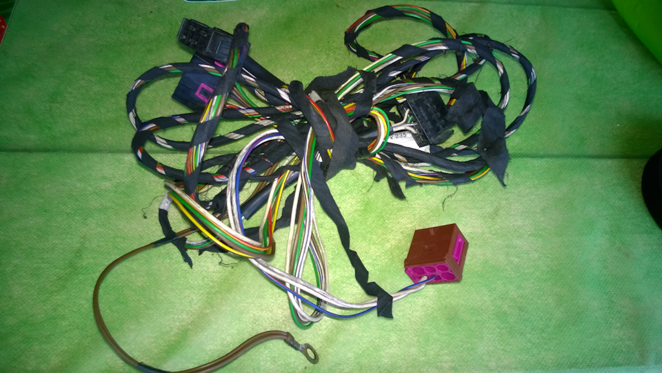 Жгут — Audi 100 (C4)