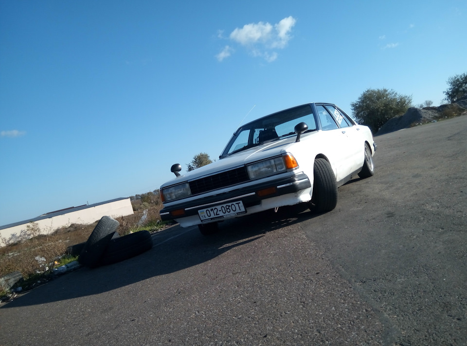 Фото в бортжурнале Nissan Bluebird (910)