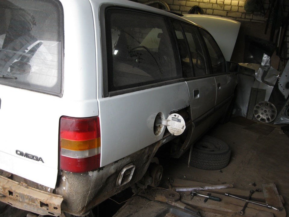 Выравнивание кузова и переварка арок, порогов(часть 2) — Opel Omega A ...
