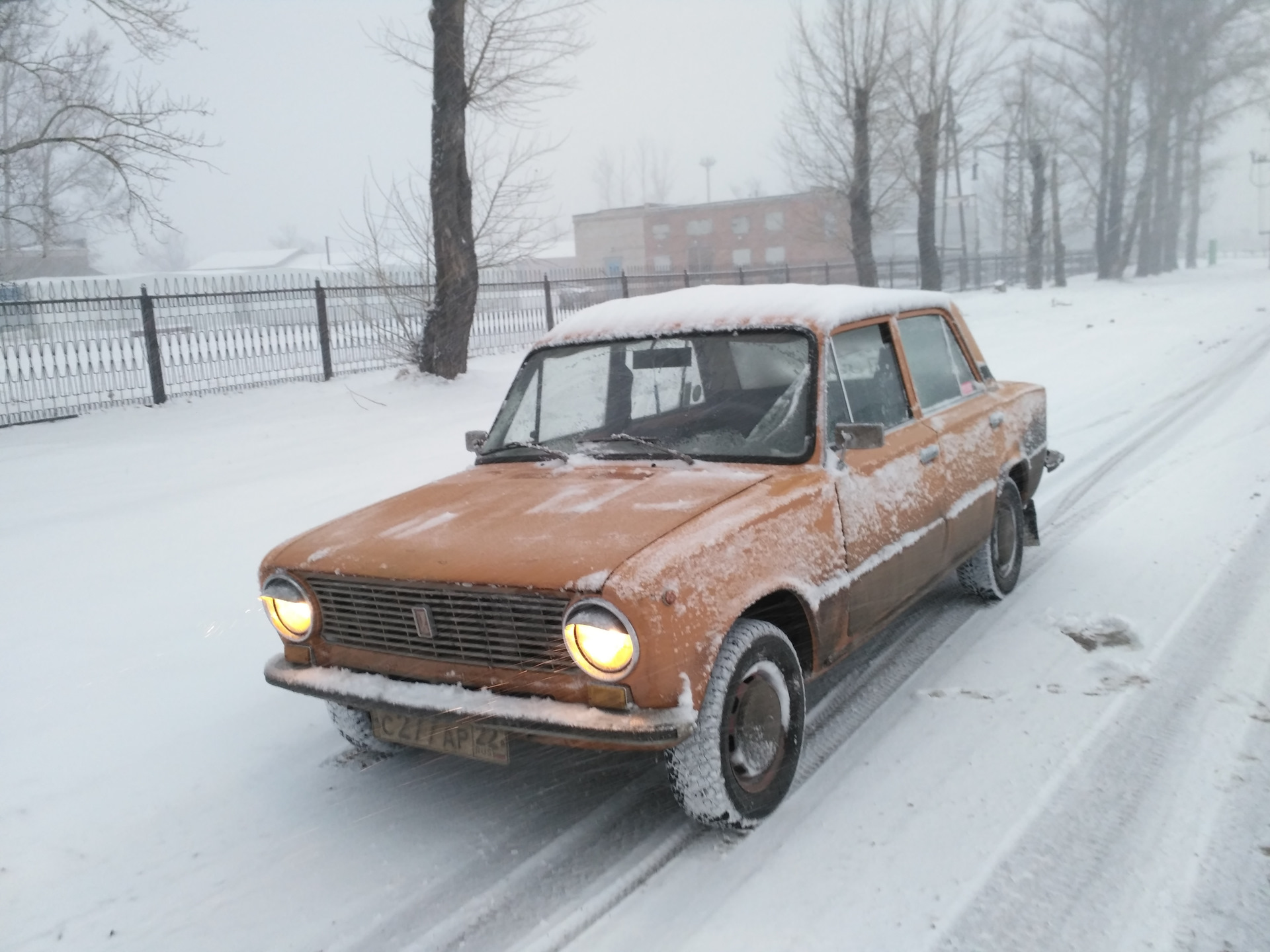 Снова ДТП, может святой водой освятить?.. — Lada 21011, 1,6 л, 1980 года |  ДТП | DRIVE2