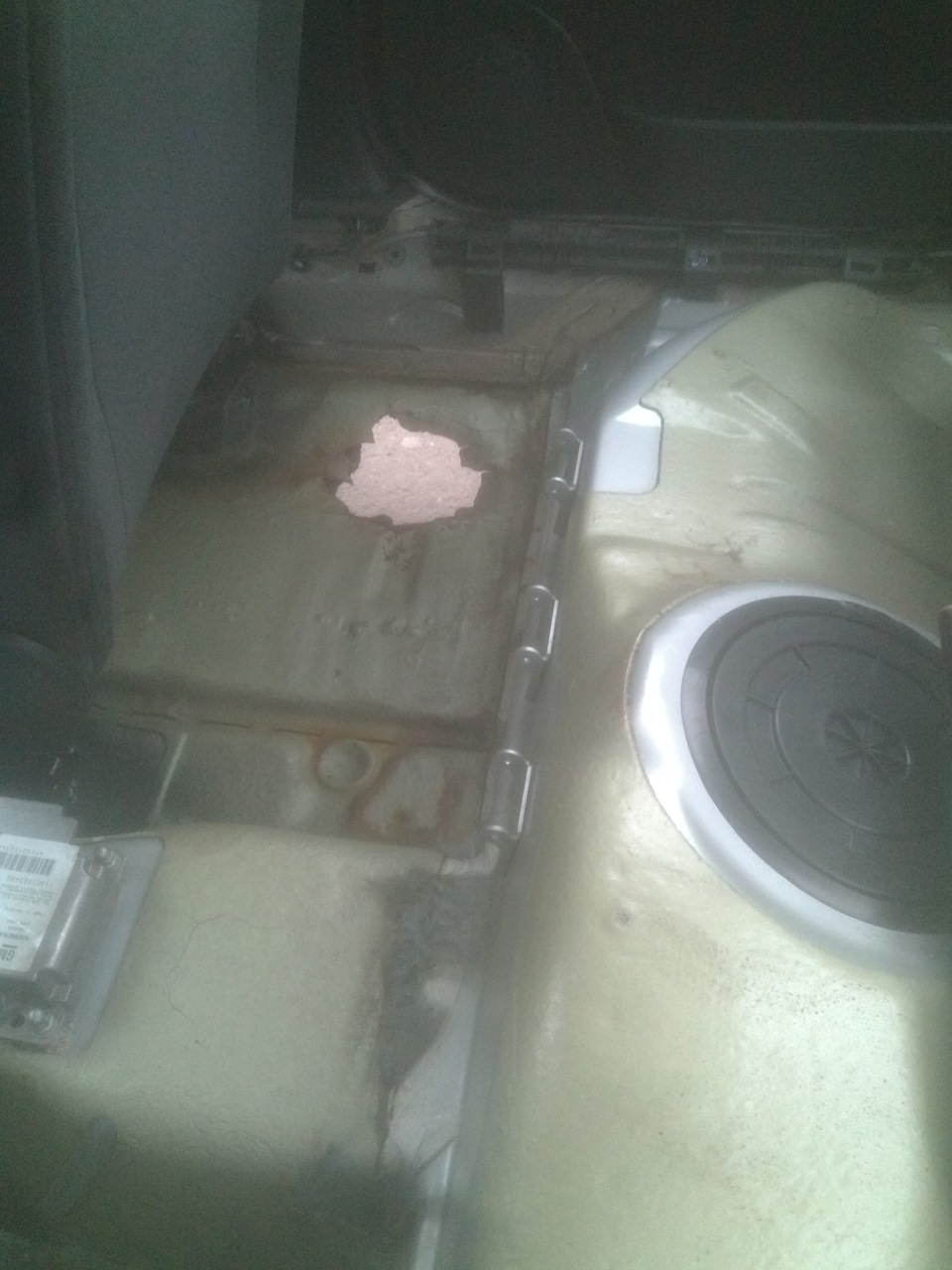 ремонт отверстий в полу — Opel Vectra B, 1,8 л, 1999 года | кузовной ...