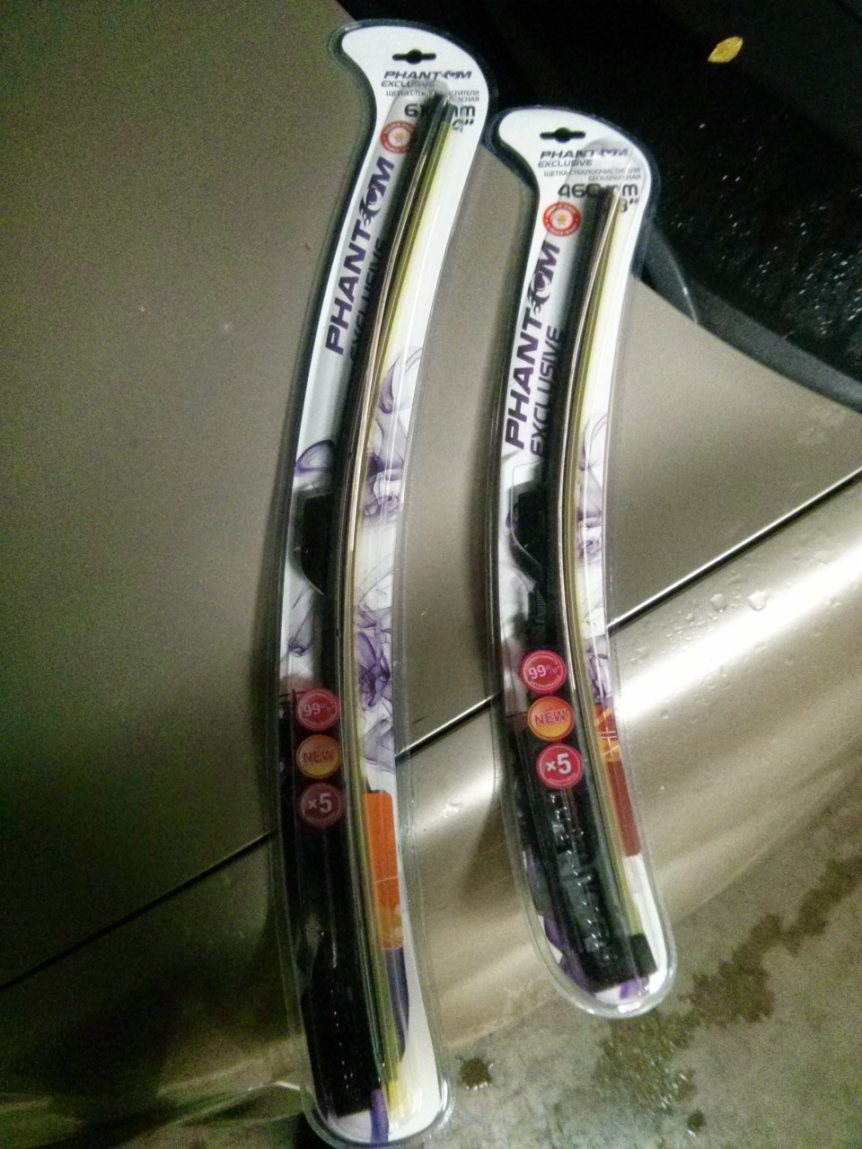 Новые щетки дворников. Старые стащили.( — Renault Megane II, 1,6 л ...