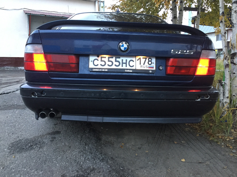 Ищу свет в конце туннеля или не горит левый задний габарит — BMW 5 ...