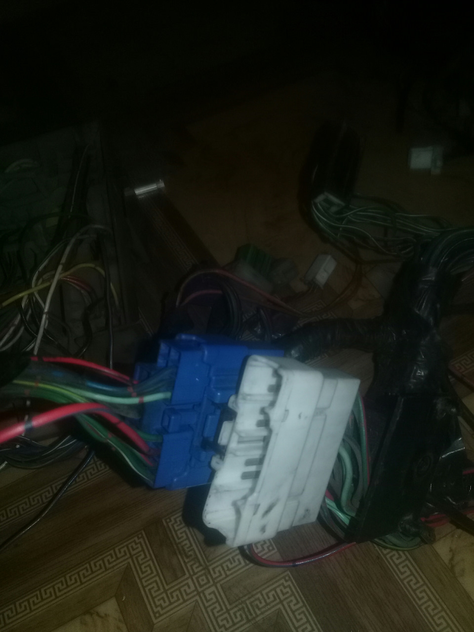 Задние противотуманки не отображаются на приборке — Mazda 626 Coupe, 2 ...