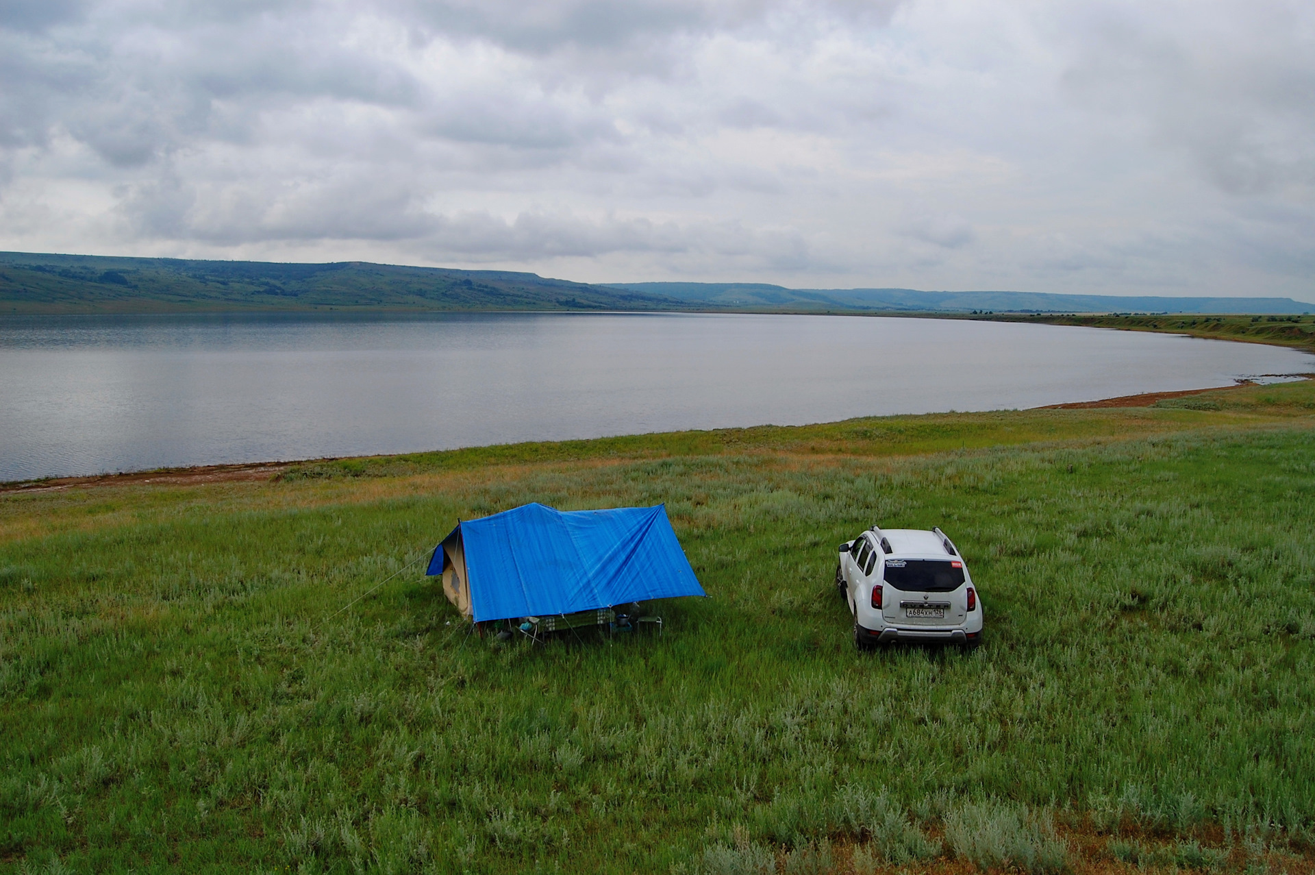 Лушниковское озеро близ Светлограда фото