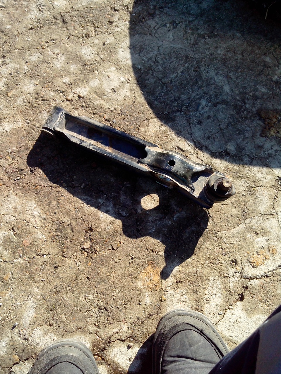 стук в правом переднем колесе — Chery QQ, 1,1 л, 2006 года | своими ...