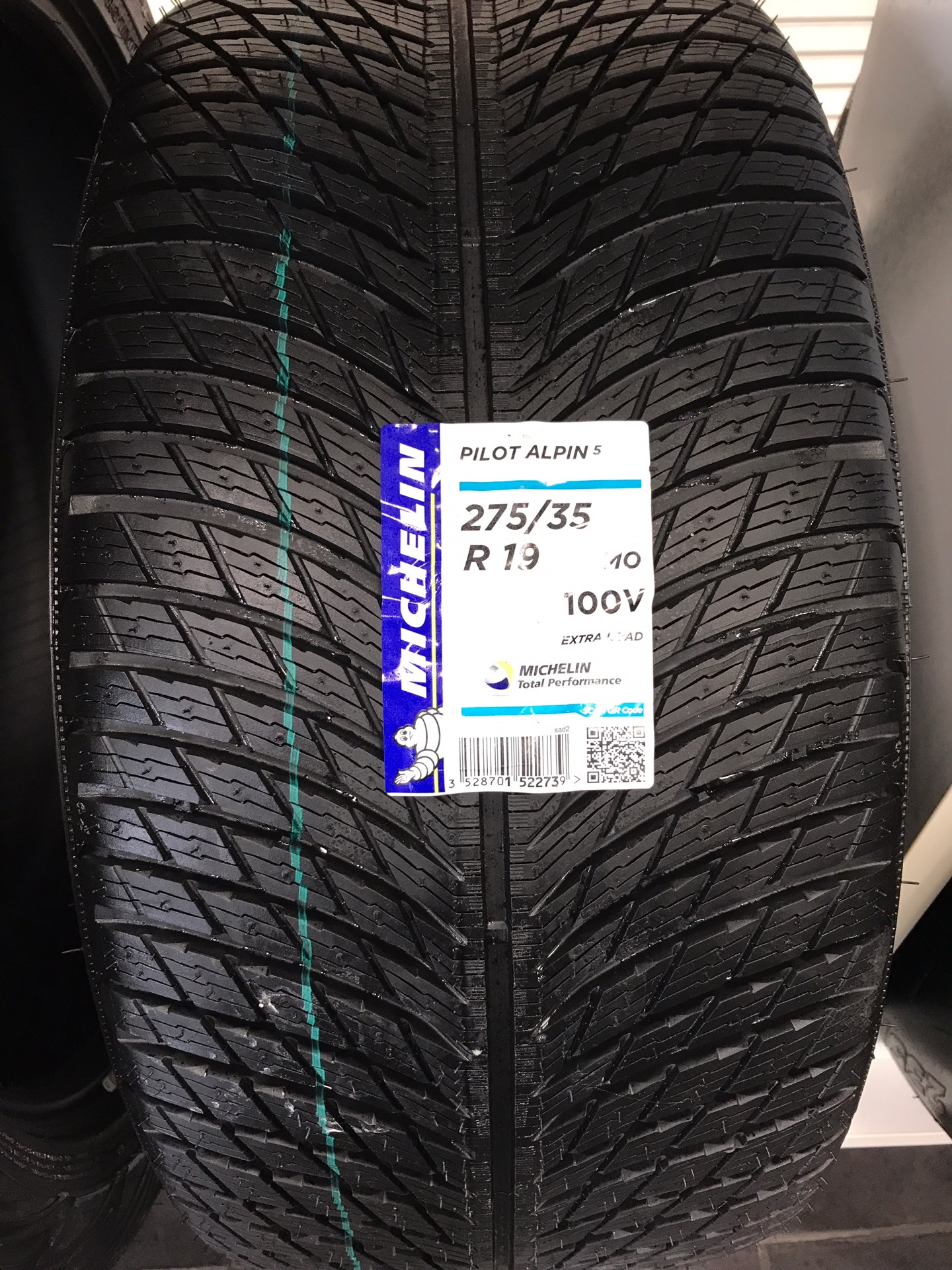 Michelin pilot alpin. Michelin Pilot Alpin pa5 SUV. Michelin Pilot Alpin 5 SUV. 245 40 19 Мишлен альпин 5. Мишлен 275/35/19 Pilot Alpin 5 XL.