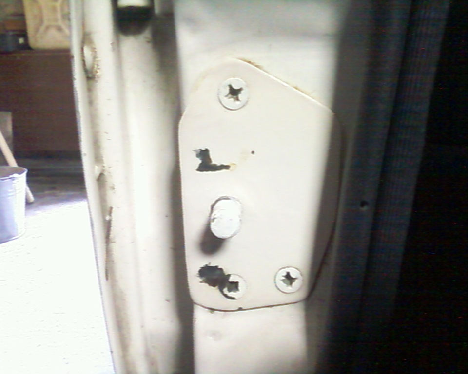 Установка бесшумных замков от ВАЗ 2108 и ВАЗ 2109 — Lada 21051, 1,7 л ...