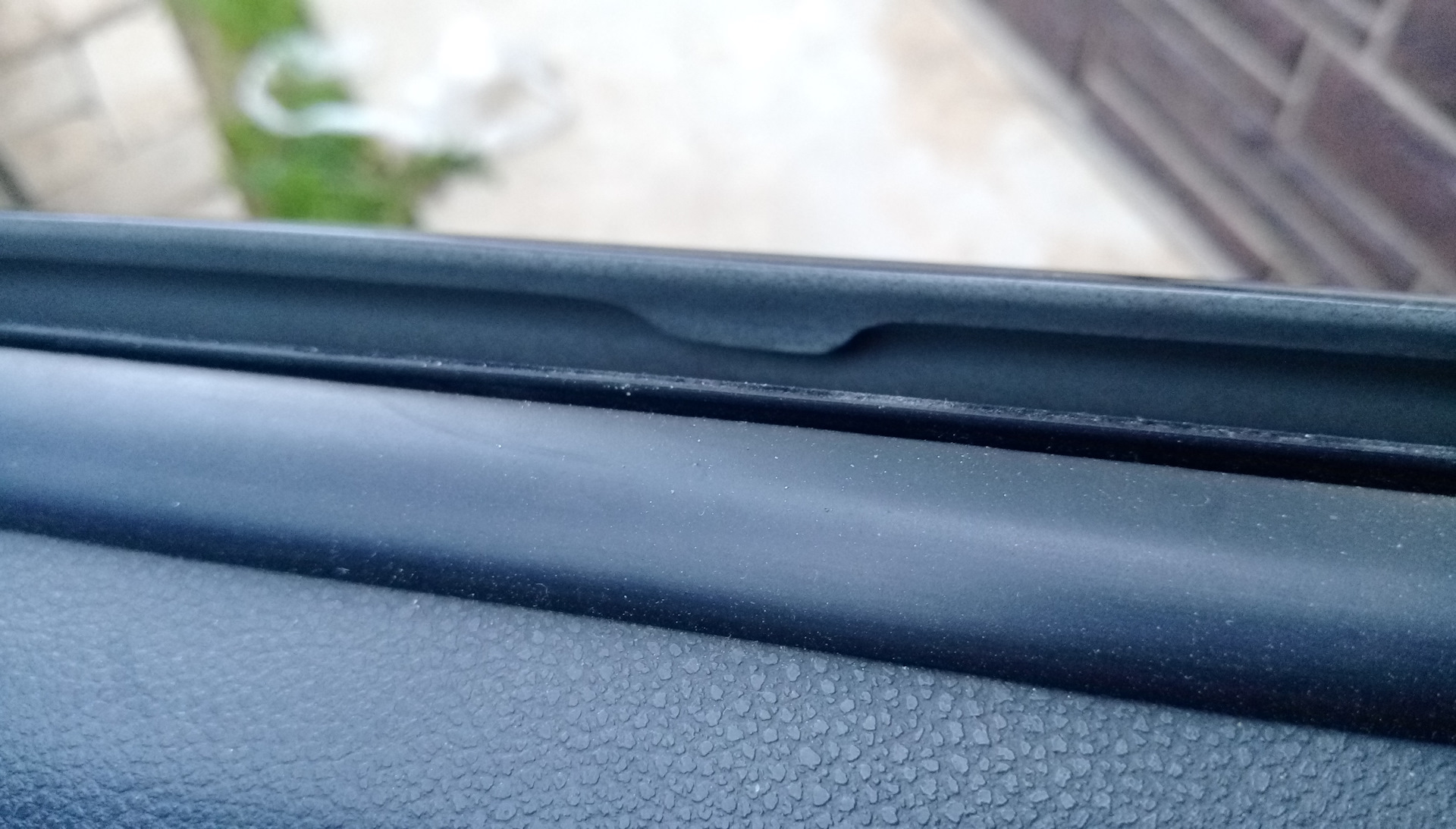 07.07.2017 Замена молдинга стекла. — Hyundai Getz, 1,4 л, 2007 года ...