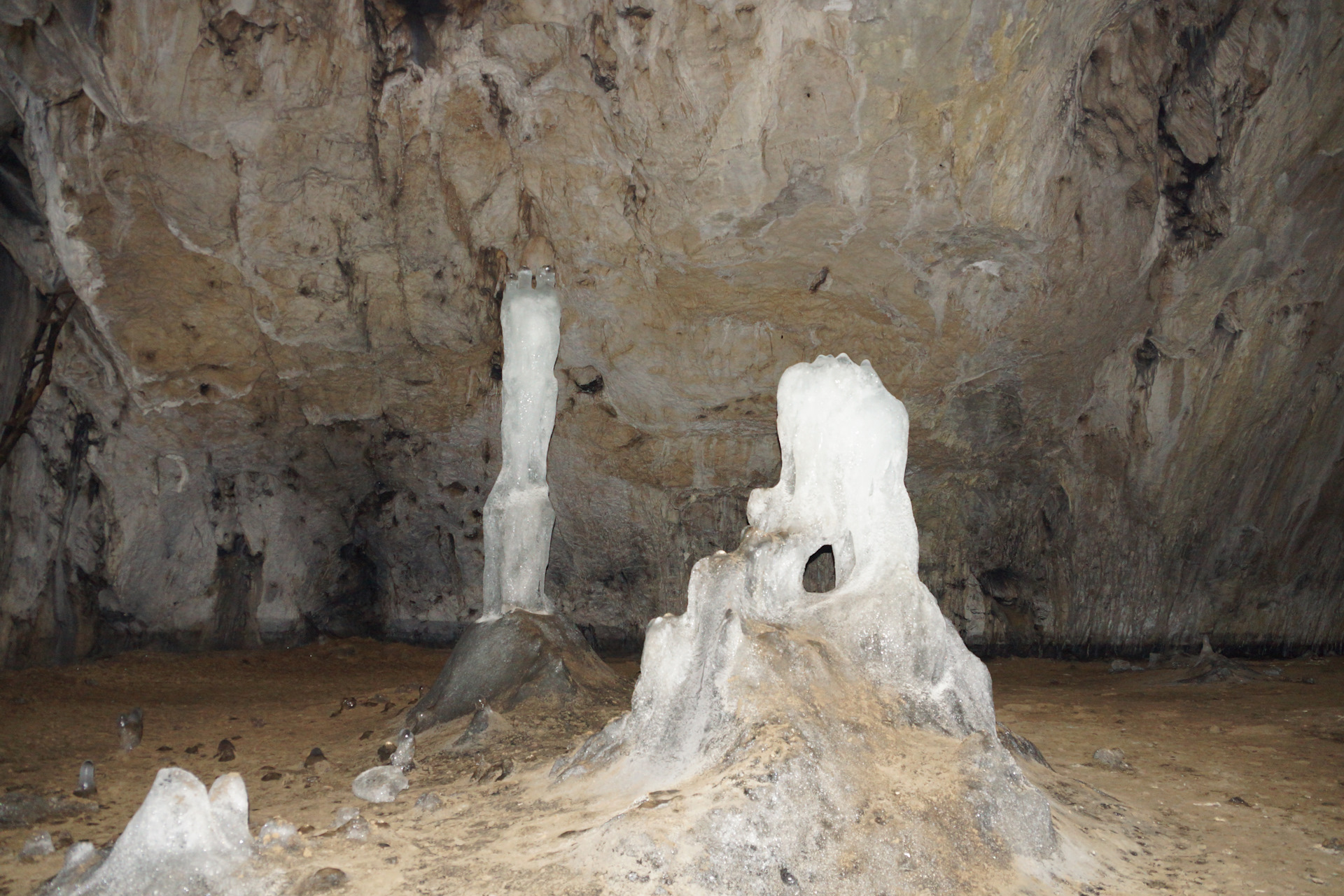Аскинская Ледяная пещера зимой