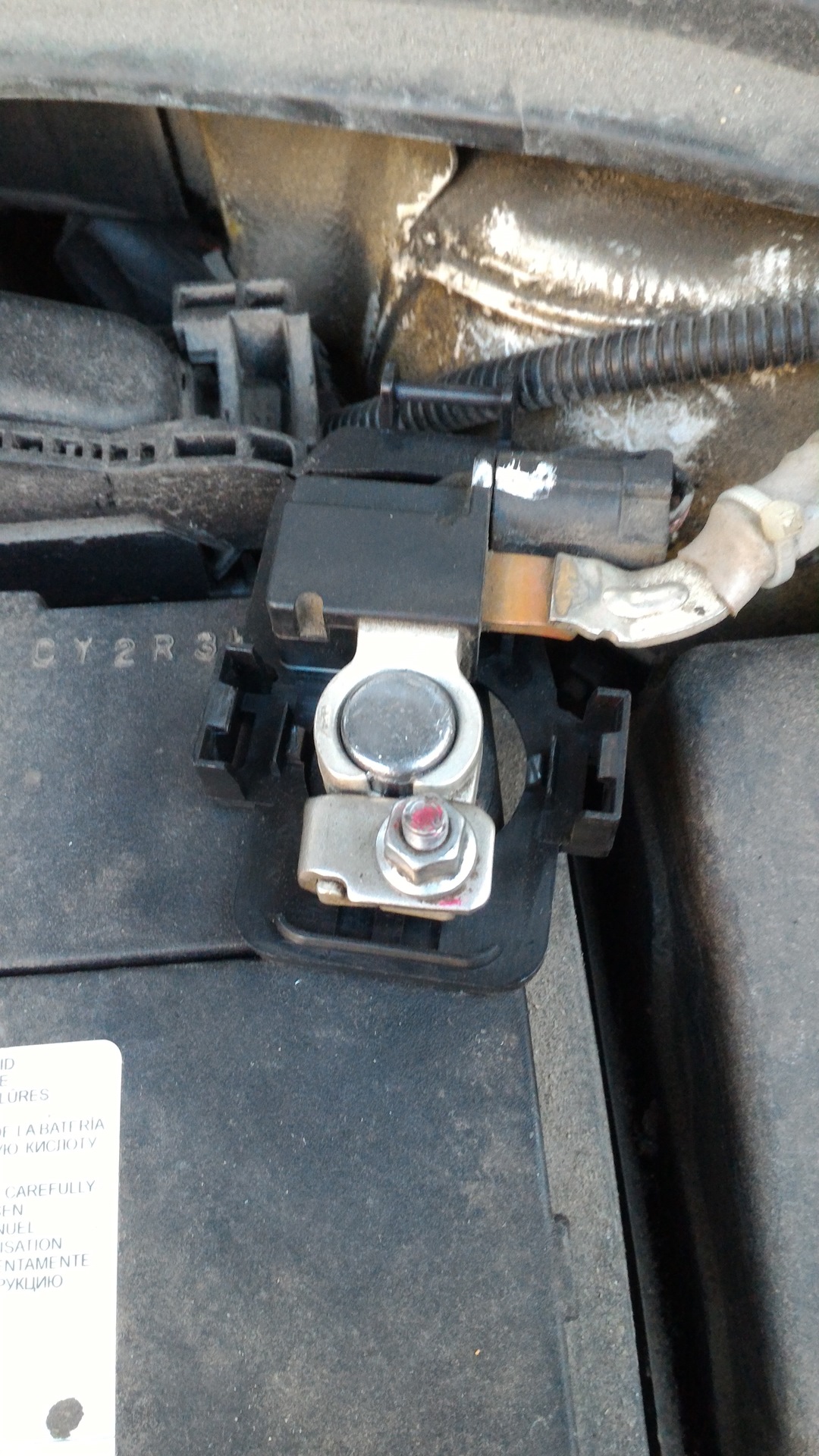 Защита клеммы "-" акб - Hyundai i40, 2 л, 2014 года тюнинг DRIVE2