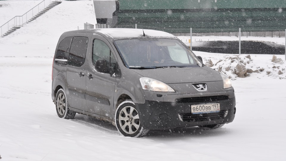 peugeot partner tepee 2009 отзывы владельцев