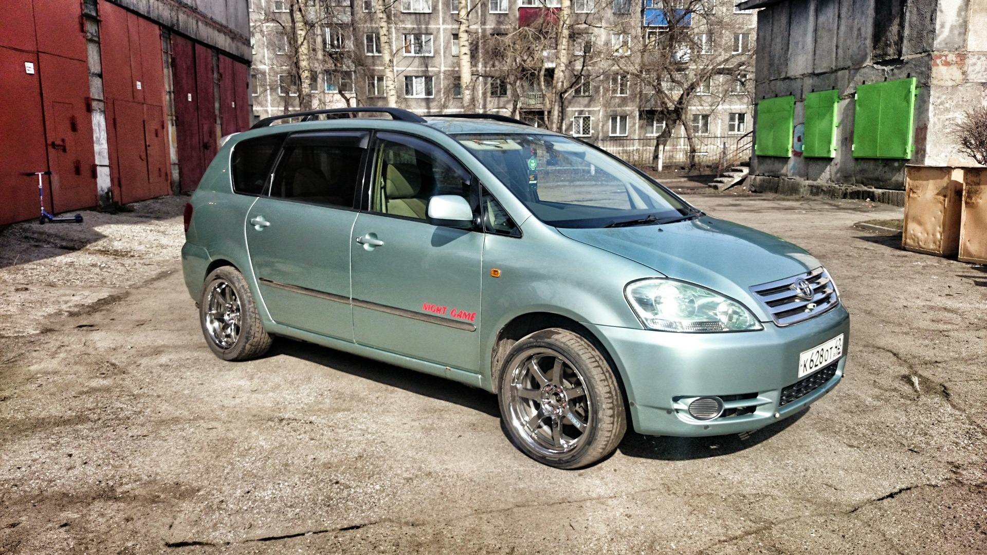 Toyota Ipsum (21) 2.4 бензиновый 2001 | IP NIGHT GAME NИ на DRIVE2