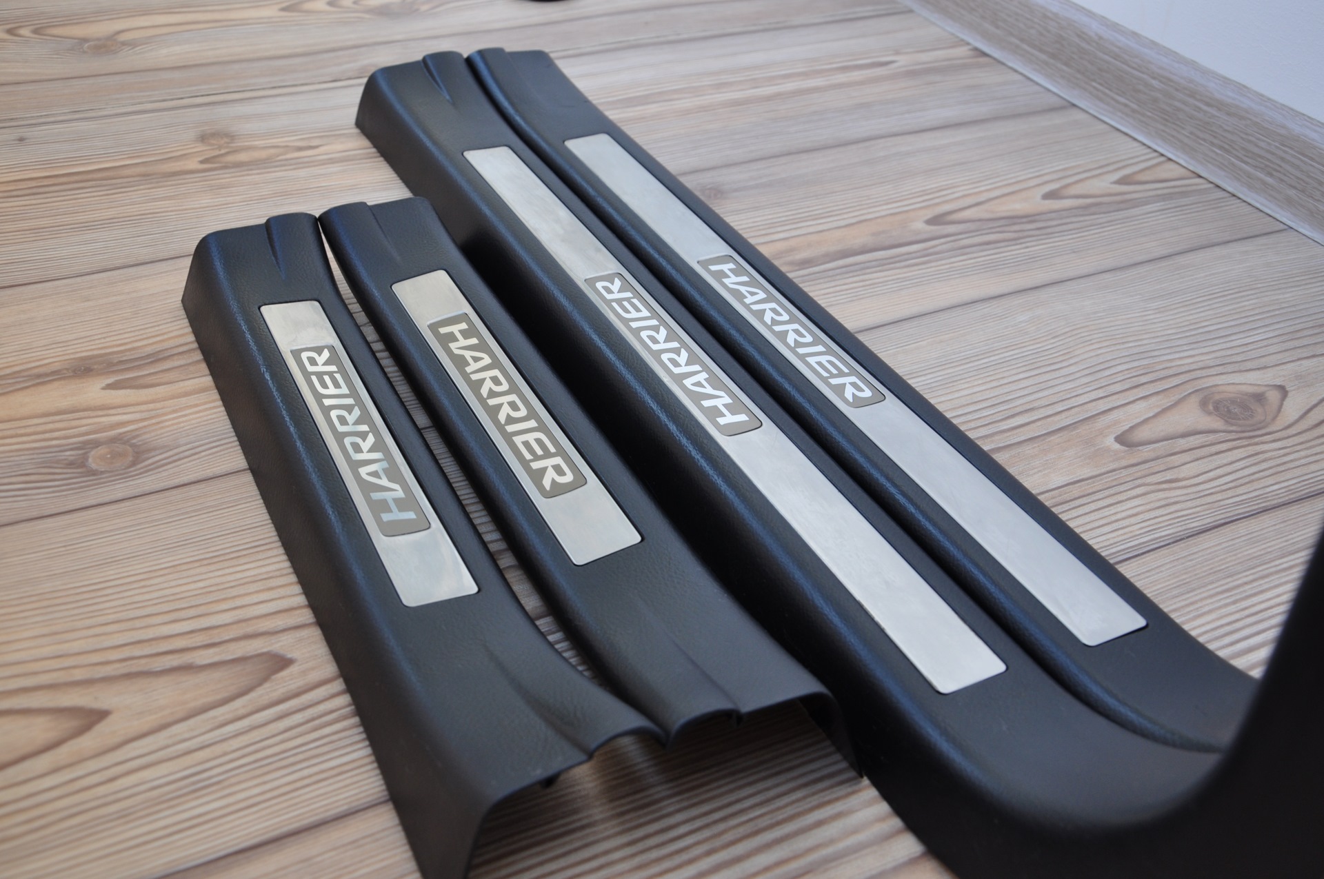 Обвес harrier 30. Пороги на тойоту харриер. Кузовные пороги тойота рав 4 2007 артикул. Пороги харриер. Пороги харриер.